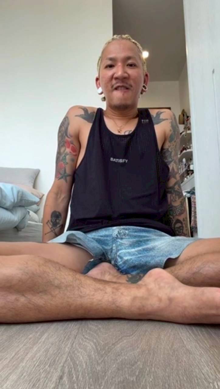 แจ๊ส ชวนชื่น