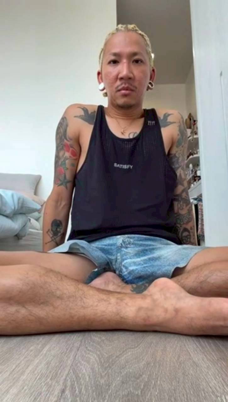 แจ๊ส ชวนชื่น