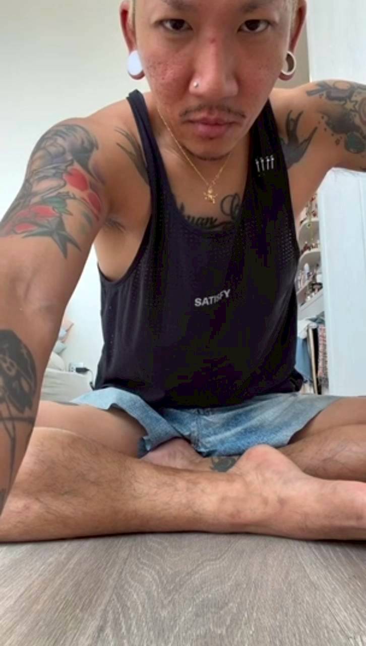 แจ๊ส ชวนชื่น