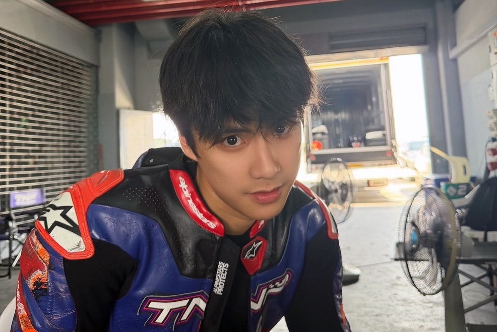 โอม ภวัต