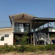 โบว์ เมลดา