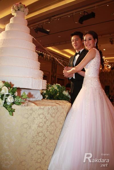 งานแต่งหนิง จิน