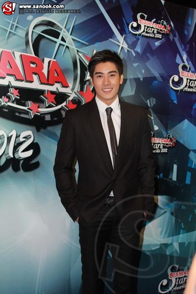 เคน ภูภูมิ