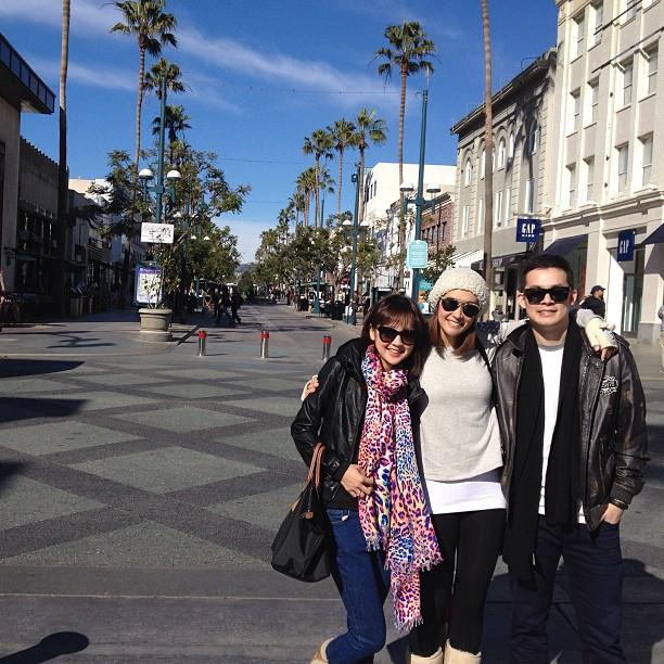 เอมี่ กลิ่นประทุม