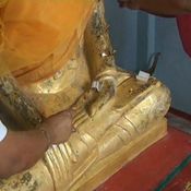 พระพุทธรูปมี 11 นิ้ว