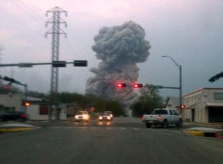 โรงงานปุ๋ยระเบิดที่เท็กซัส