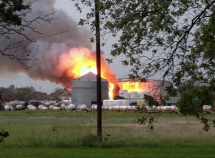 โรงงานปุ๋ยระเบิดที่เท็กซัส