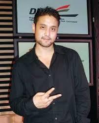 ไมค์ น้องชายลูกเกด