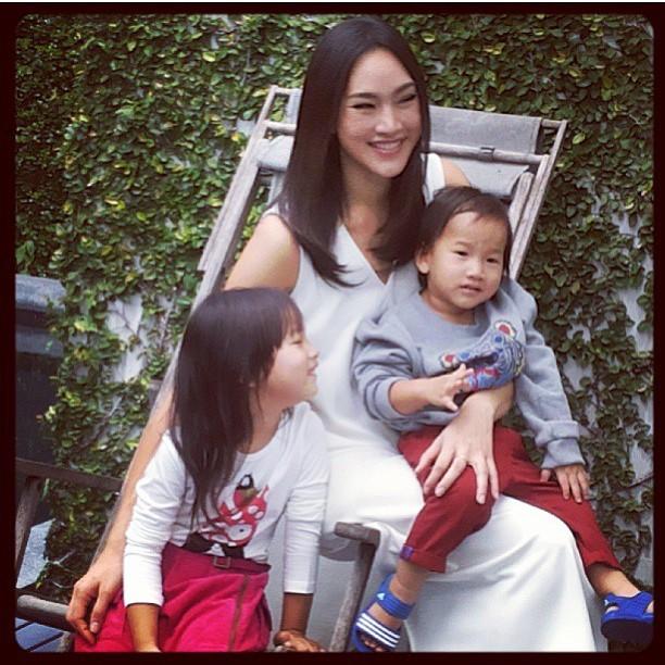 ลูกตุ๊ก ชนกวนันท์ น้องแพรว น้องภูมิ