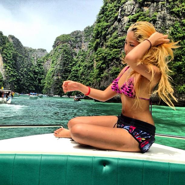 หวาย บิกินี