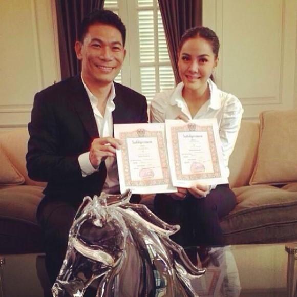 เจนี่ - เอ๋ ชนม์สวัสดิ์ อัศวเหม