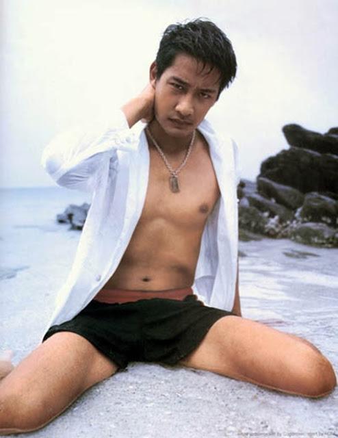 ป้อง ณวัฒน์