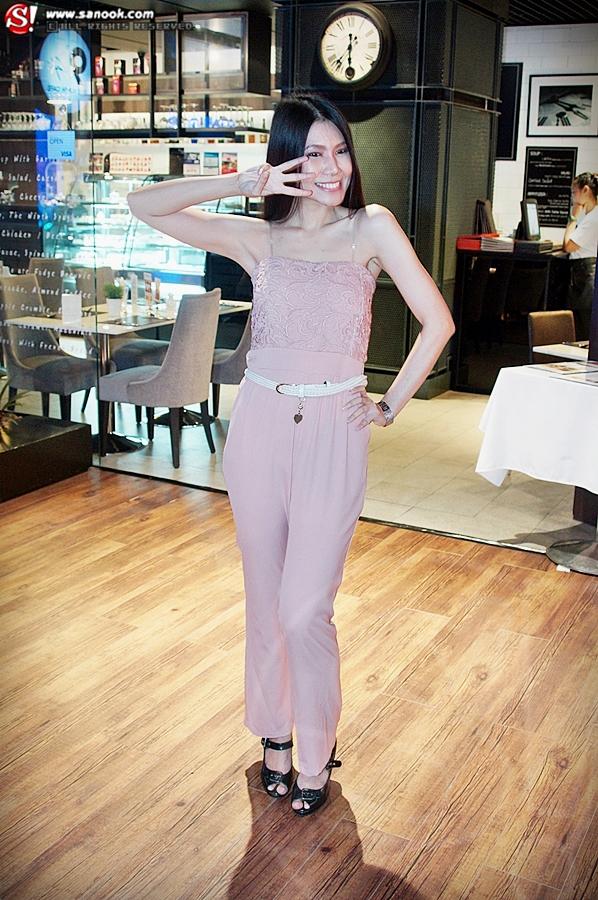 น้ำฝน ทวีพร 