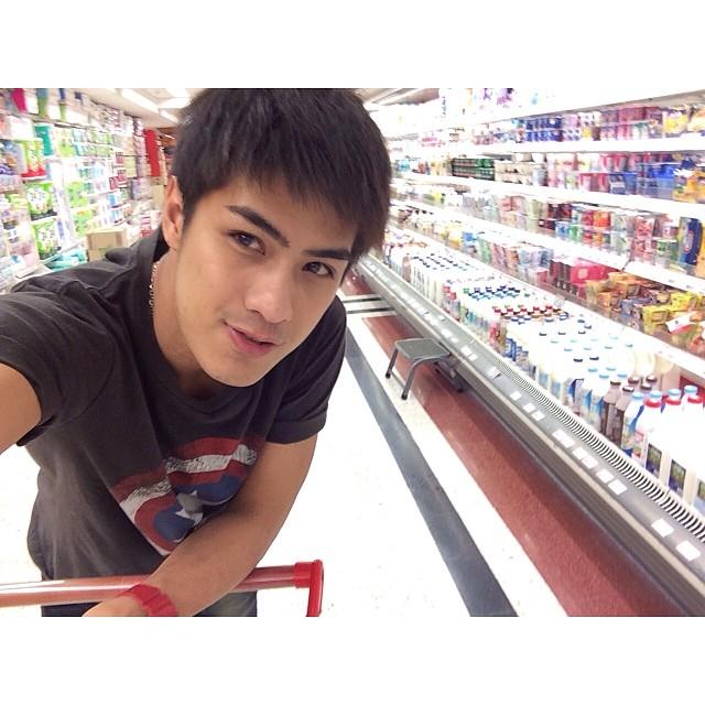 เขต ธาราเขต กุ๊บกิ๊บ