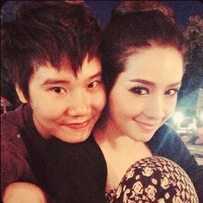 โม อมีนา