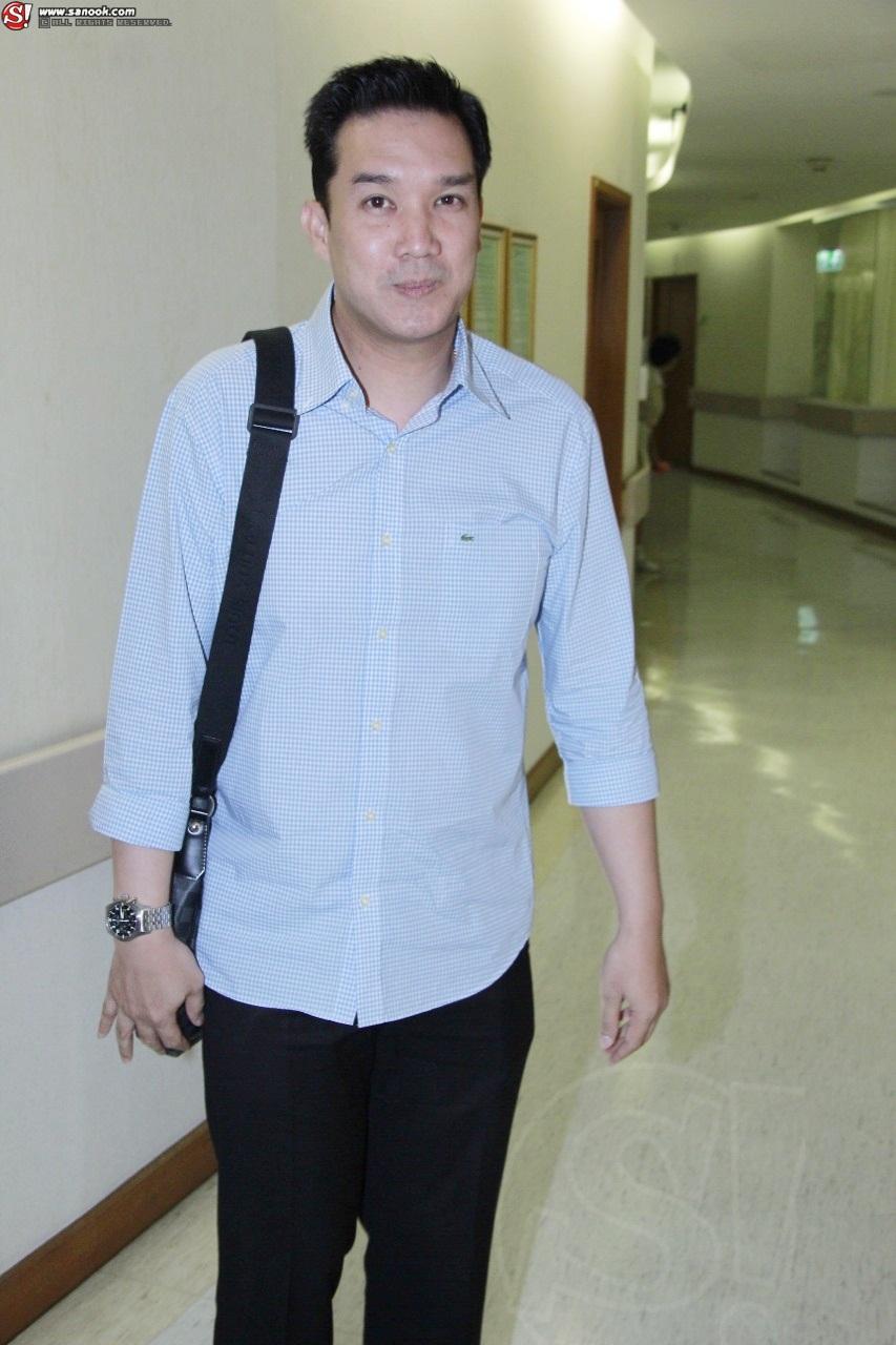 ลูกชายกบ สุวนันท์