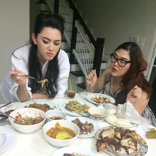 ใหม่ ดาวิกา