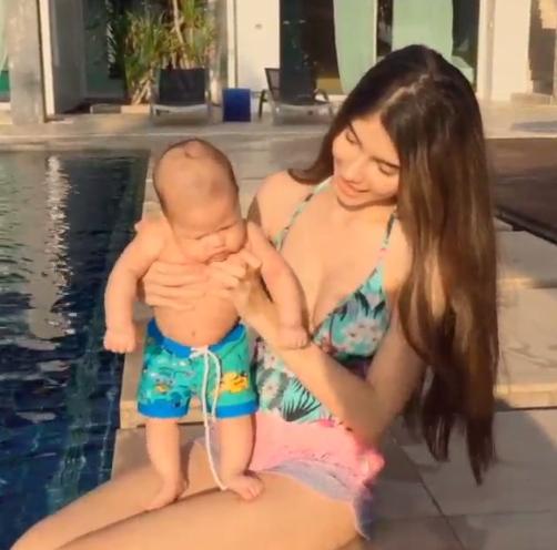 ไมค์ ซาร่า 