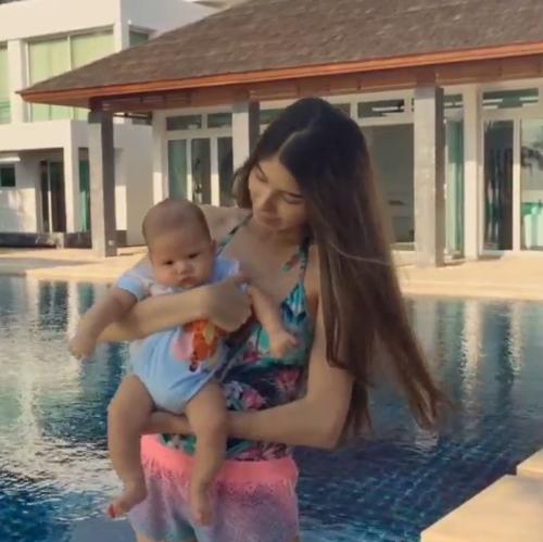 ไมค์ ซาร่า 