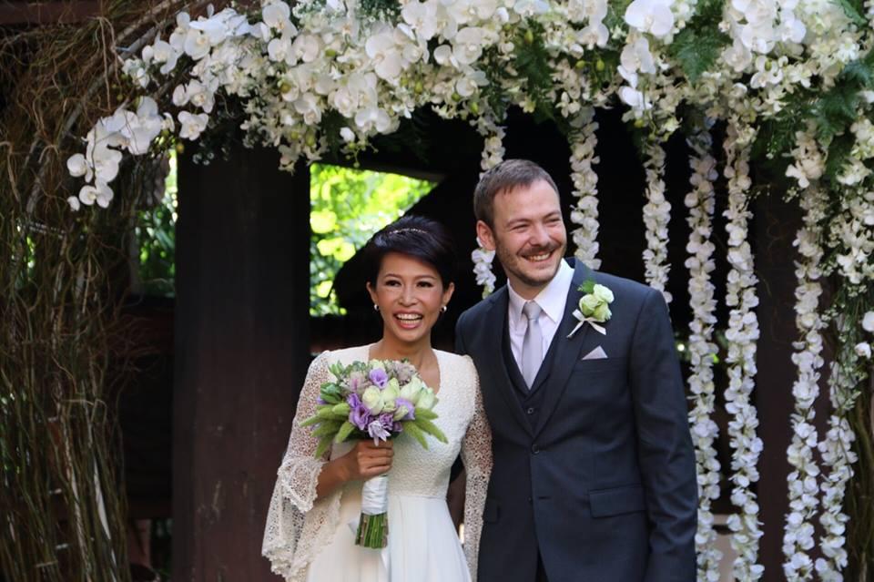 กรุณา บัวคำศรี แต่งงาน