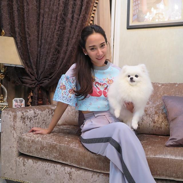 วีเจจ๋า กึ้ง อั้ม