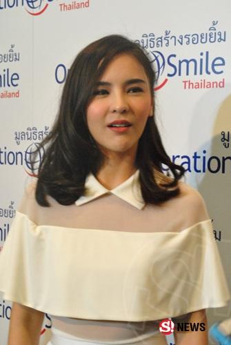 ออม สุชาร์