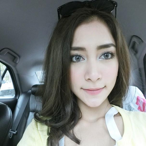 จีจี้ ชลธิชา