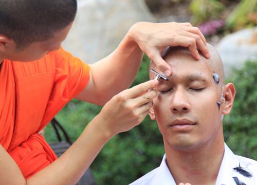 อ๋อม อรรคพันธ์