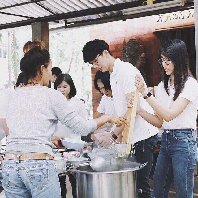 ดีเจพุฒ จุ๋ย วรัทยา