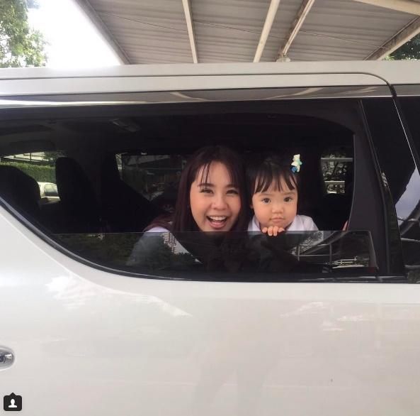 นุ้ย สุจิรา