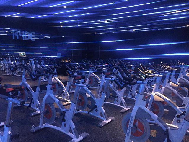 Ryde ของ เอมมี่ มรกต