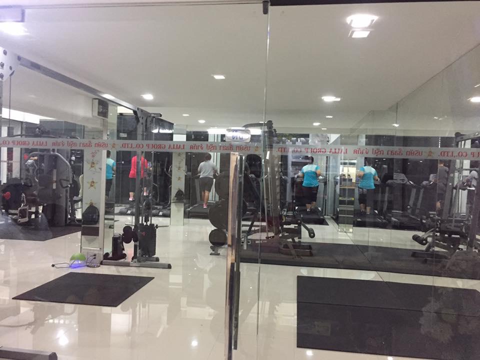 LALLA FITNESS ลั้ลลา ฟิตเนส ของ หญิงลี ศรีจุมพล 