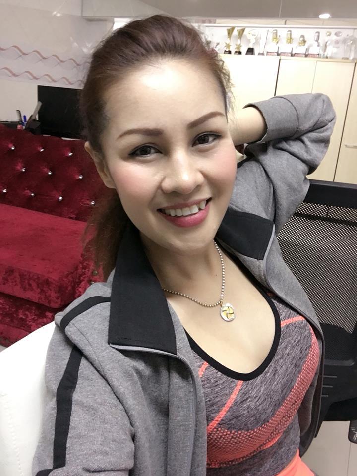 LALLA FITNESS ลั้ลลา ฟิตเนส ของ หญิงลี ศรีจุมพล 