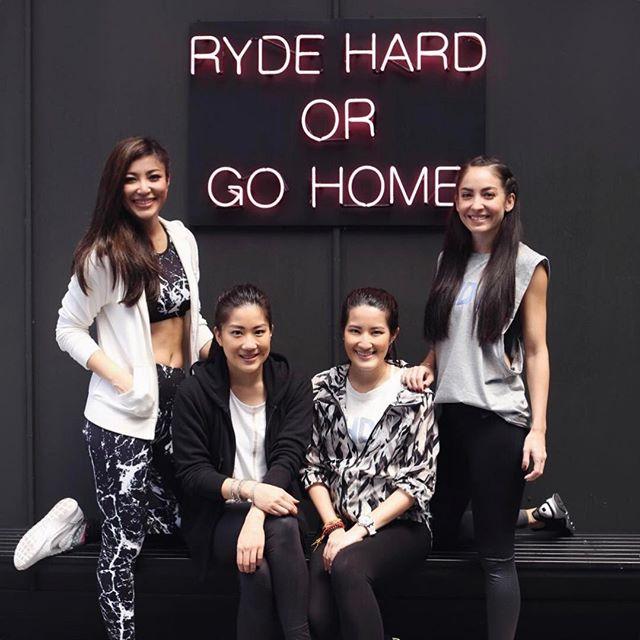 Ryde ของ เอมมี่ มรกต