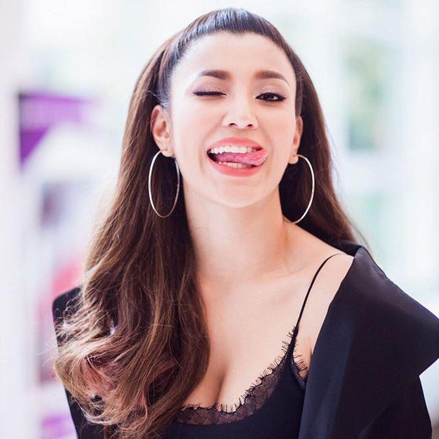 เอมมี่ มรกต