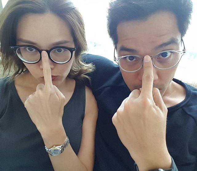 หญิง รฐา ตุลย์