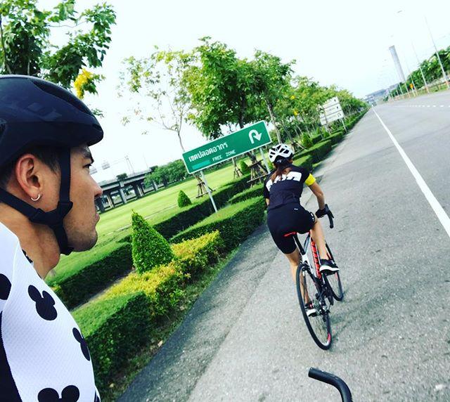 หญิง รฐา ตุลย์