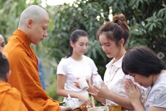 ครอบครัวพระหมาก ปริญ