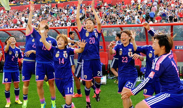 สาวอังกฤษยิงตัวเองทดเจ็บ!  ญี่ปุ่นเฮง2-1 ทะลุป้องกันแชมป์บอลหญิงโลก