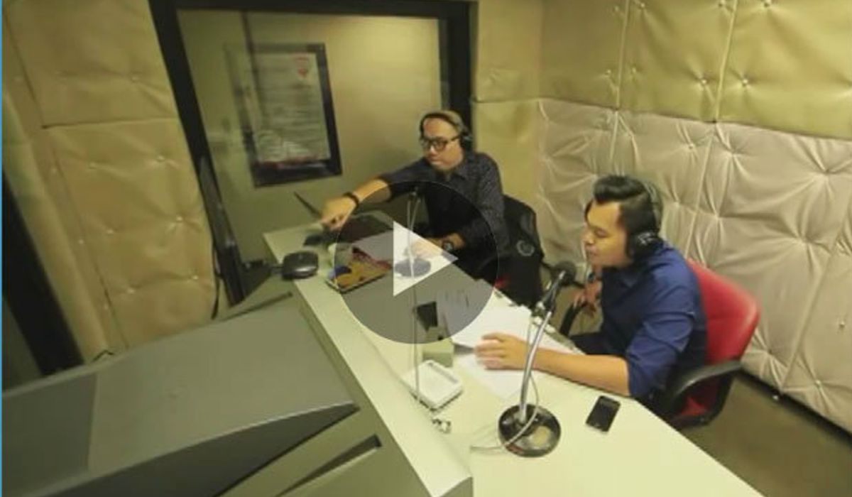 คลิป "ฟลุ๊ค-ตั้ม" กับ "ศาสตร์และศิลป์แห่งการบรรยายฟุตบอลไทยพรีเมียร์ลีก"