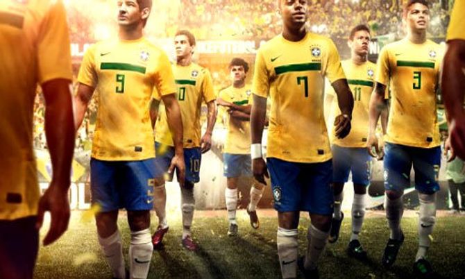 แฟนบอลกรี๊ด! ทัพแซมบ้าชุดใหญ่บู๊แข้งไทยต.ค.นี้