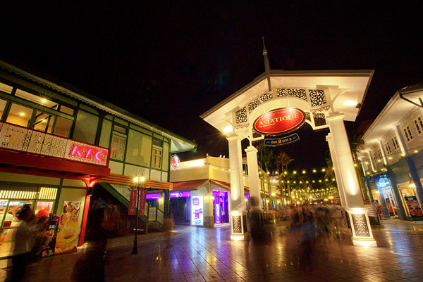 เอเชียทีค เดอะริเวอร์ฟร้อนท์ (Asiatique the Riverfront) 