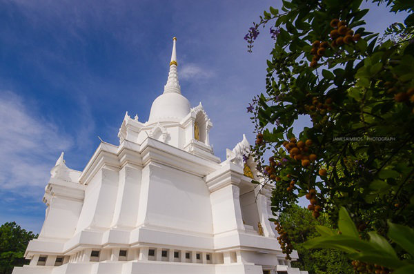 พระบรมธาตุเจดีย์กาญจนาภิเษก เขาค้อ