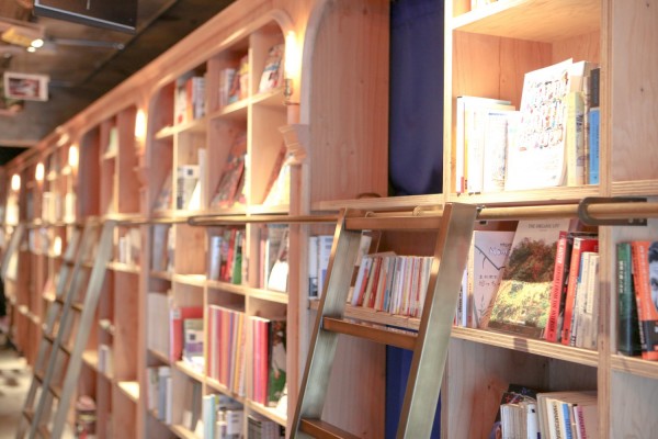 book-and-bed-tokyo-02-600x400