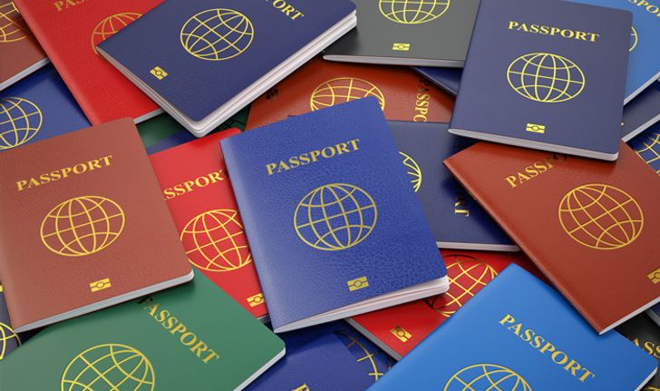 เผยสาเหตุทำไมหนังสือเดินทางทั่วโลกมีแค่ 4 สี
