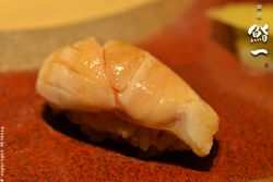 ชวนชิมซูชิสไตล์ Omakase ของร้านดังดีกรีดาวมิชลิน @ "Ginza Sushi Ichi" 