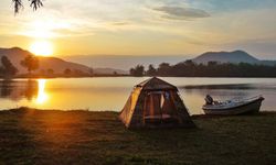 "บ้านตาหรั่ง Camping" ลานกางเต็นท์ริมน้ำราคาหลักร้อย บรรยากาศสุดฟิน