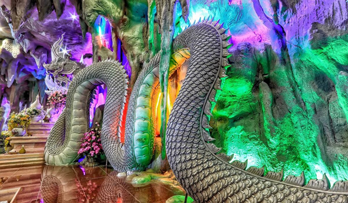 ถ้ำนาคาธิบดี เมืองบาดาลแห่งศรีสะเกษ