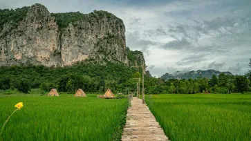 ภูผาม่าน อำเภอในม่านหมอกและขุนเขา ของจังหวัดขอนแก่น