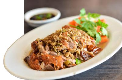 ภัตตาคารพูลสิน (วัดตรีทศเทพ) 